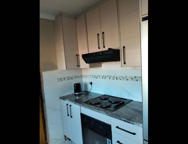 3 BEDROOM HOUSE FOR SALE IN MOTHERWELL NU 7